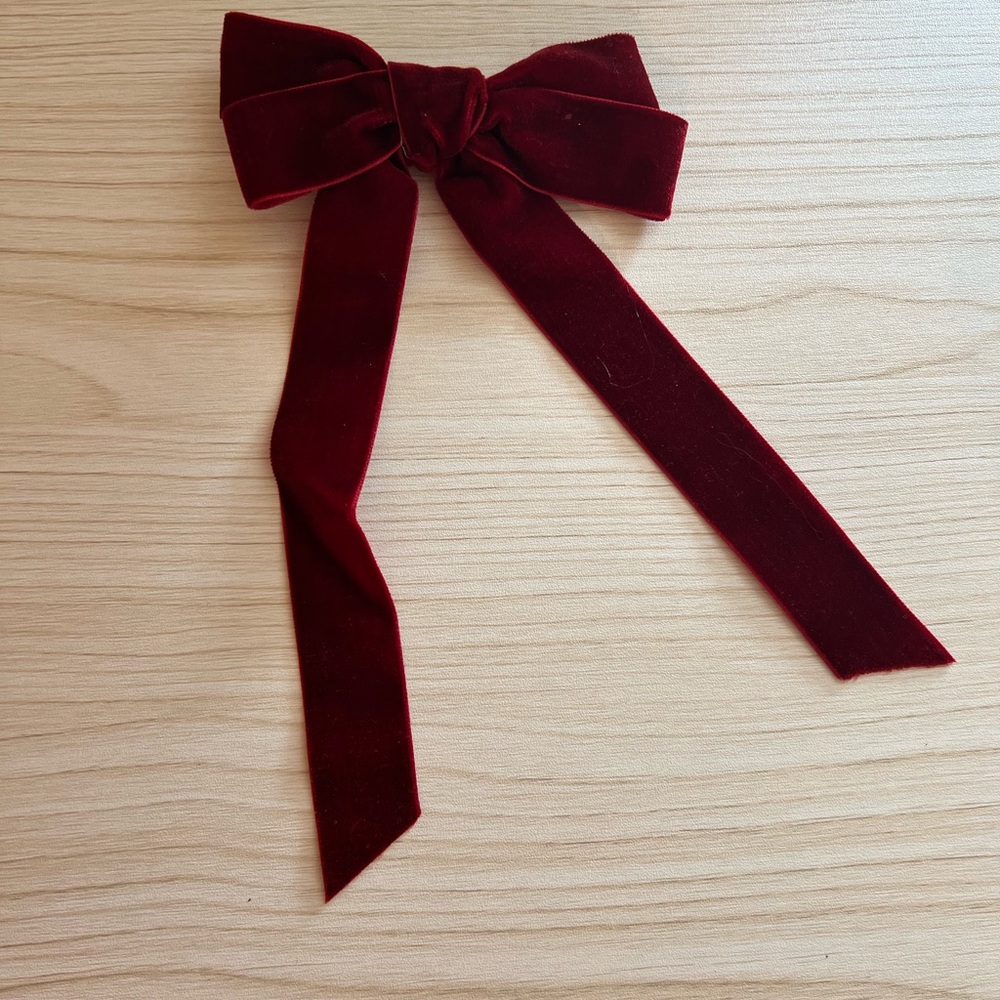 Women’s bow